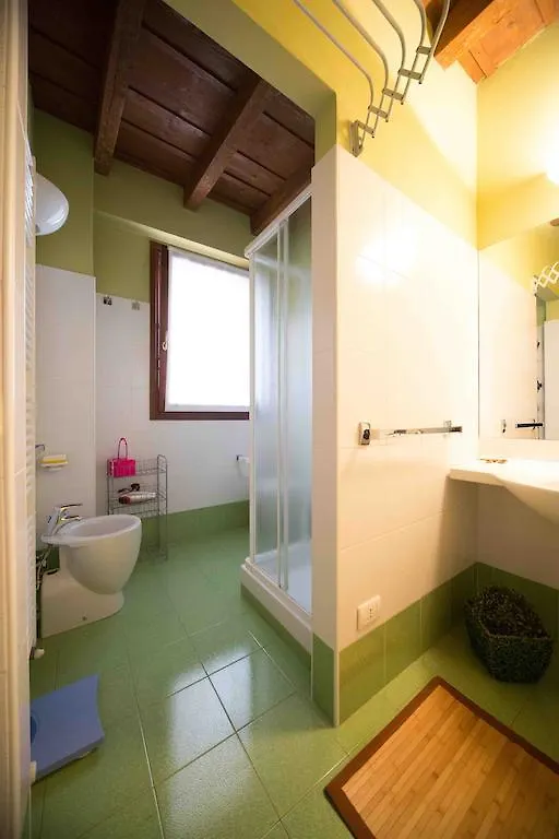 Fleur De Lis Apartment Bergamo Bed & Breakfast