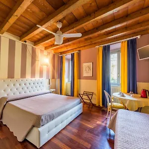 Ca Rossa Bed & Breakfast